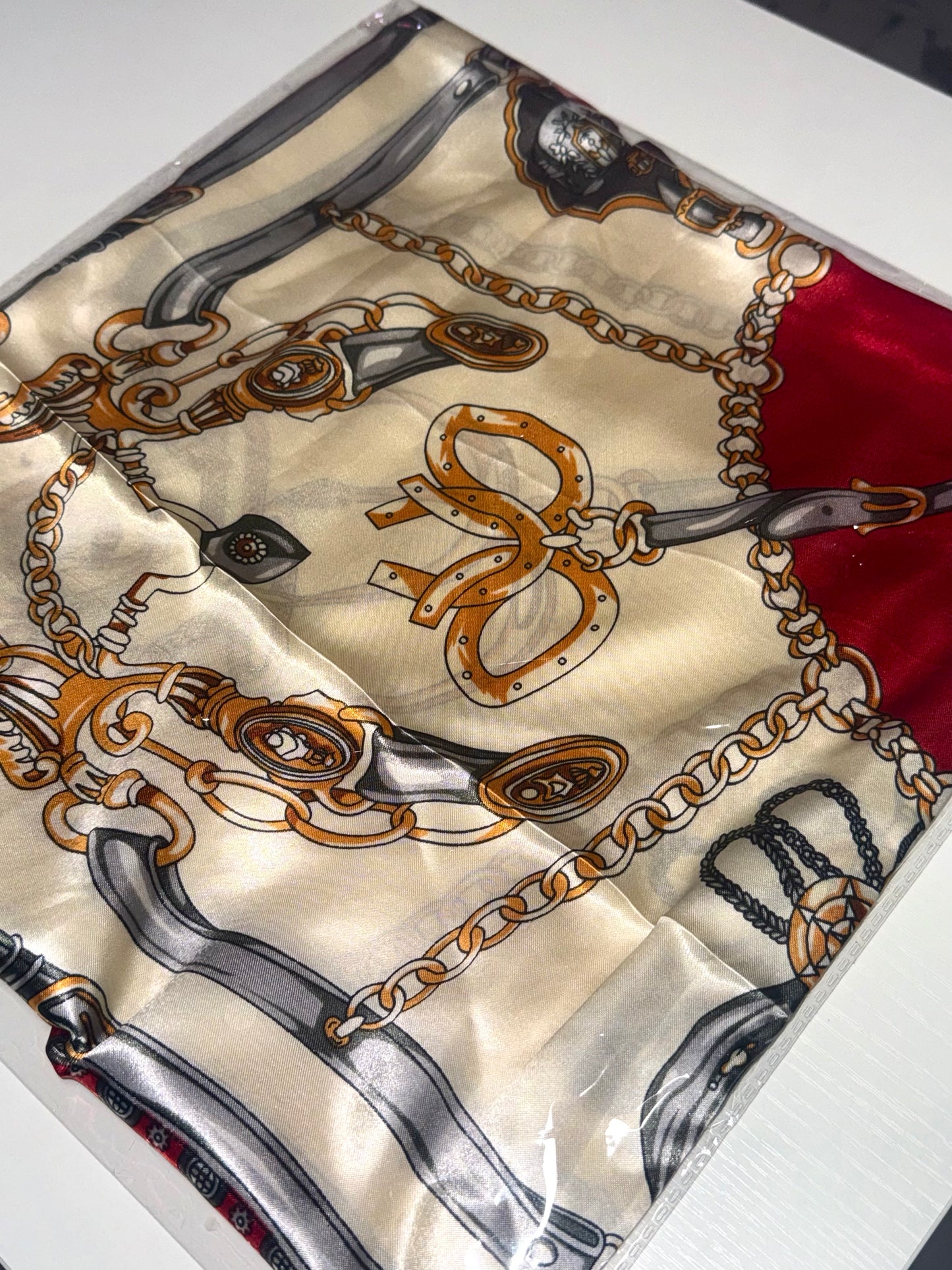 Pañuelo rojo multiuso